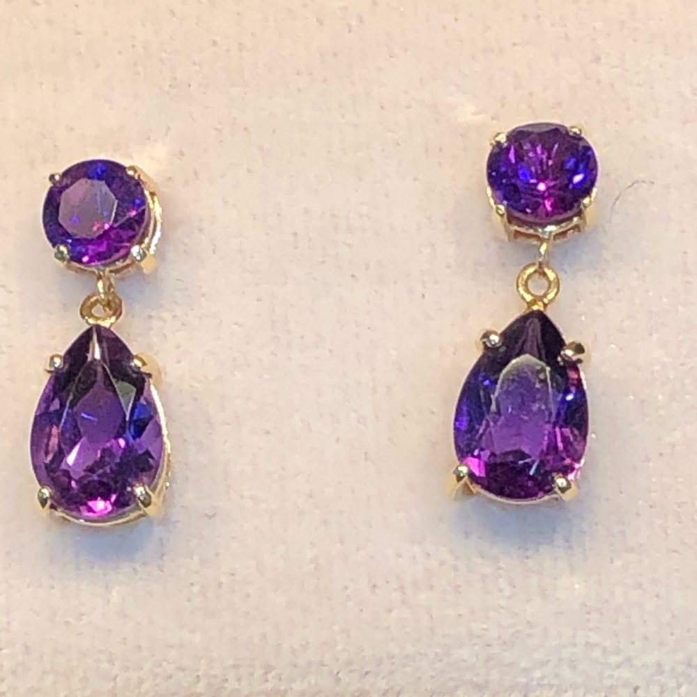 14k Yellow Gold Amethyst earrings